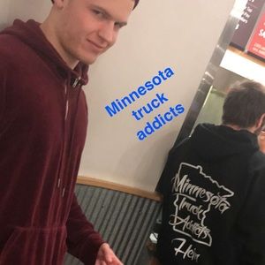 Meet your Posher, Kellan